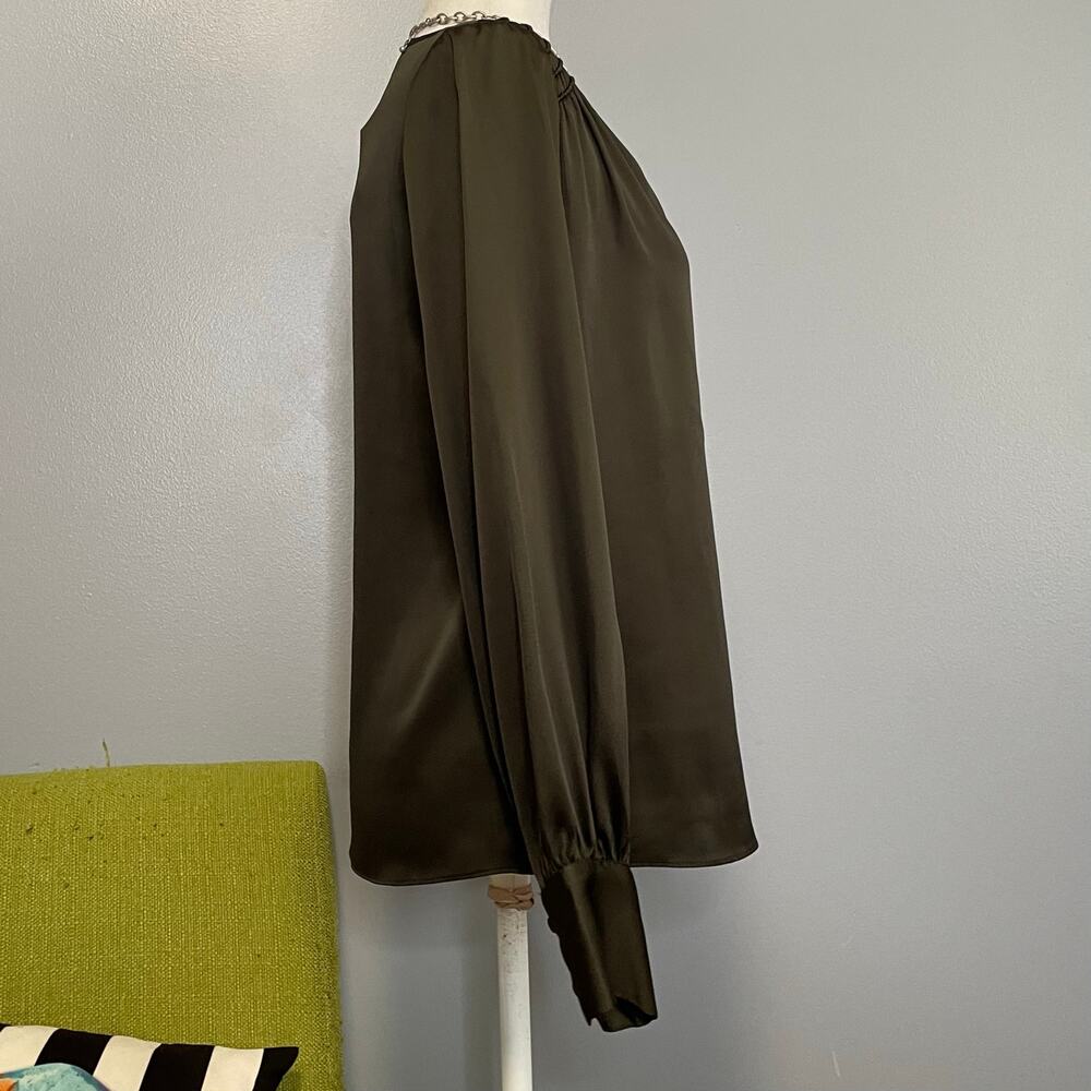 White House Black Market WHBM Satin Long Sleeve Smocked Shoulder Blouse Top NEW - Picture 3 of 6